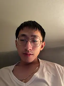 Snapshot of lewdAboyKawaii chatting on 1, 4, 2026 lewdAboyKawaii online show from 1, 4, 2026