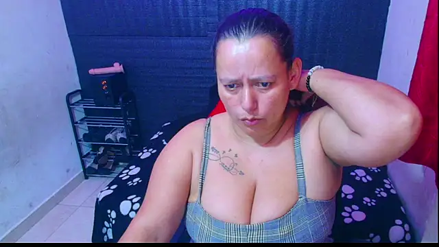 Diana Lozano online show from 12, 3, 2025