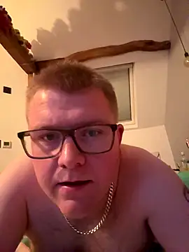 Snapshot of harryletsgo chatting on 24, 9, 2025 harryletsgo online show from 24, 9, 2025