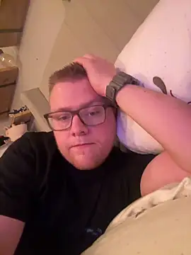 Snapshot of harryletsgo chatting on 20, 12, 2025 harryletsgo online show from 20, 12, 2025