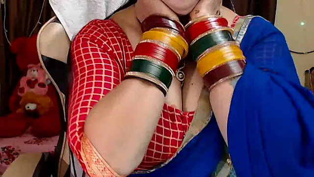 Snapshot of Naughty_Kashish chatting on 17, 10, 2025 Naughty Kashish online show from 17, 10, 2025