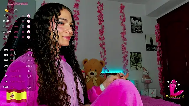 Snapshot of gabrielatafur_ chatting on 14, 12, 2024 gabrielatafur online show from 14, 12, 2024