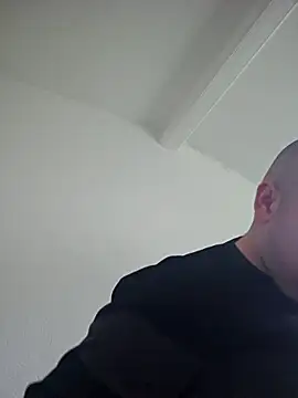 mario890605 online show from 12, 3, 2025