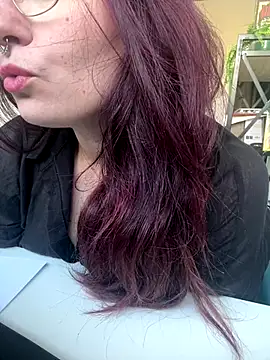 Snapshot of LunaMoongirl chatting on 6, 12, 2024 LunaMoongirl online show from 6, 12, 2024