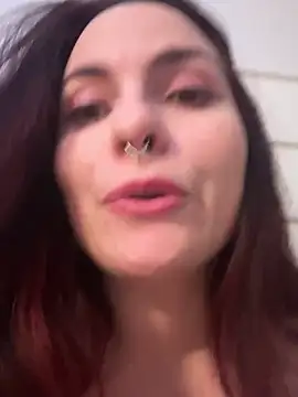 Snapshot of LunaMoongirl chatting on 22, 1, 2025 LunaMoongirl online show from 22, 1, 2025