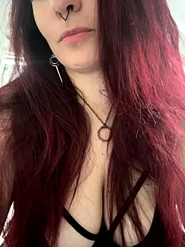 Snapshot of LunaMoongirl chatting on 20, 10, 2025 LunaMoongirl online show from 20, 10, 2025