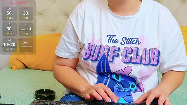 KarinaNoir online show from 30, 10, 2025