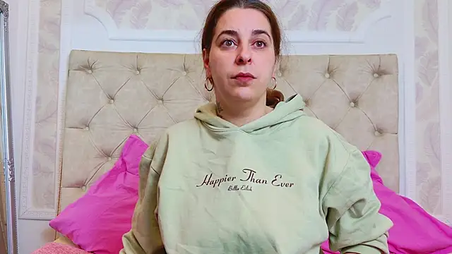 KarinaNoir online show from 1, 4, 2026