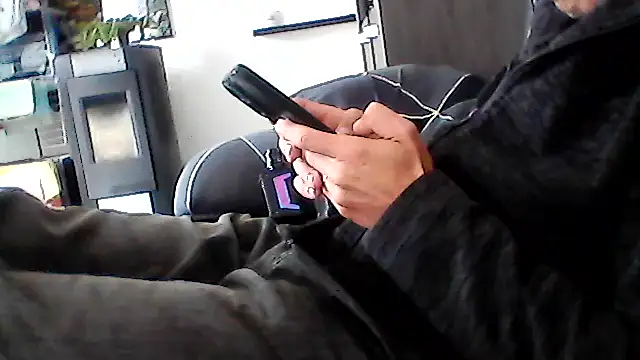 mickzizi online show from 22, 9, 2025