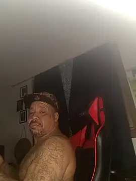 Snapshot of yellowwetfox chatting on 9, 1, 2025 yellowwetfox online show from 9, 1, 2025