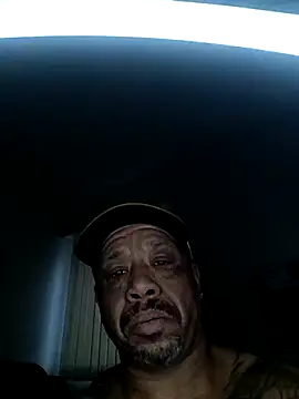 Snapshot of yellowwetfox chatting on 2, 2, 2026 yellowwetfox online show from 2, 2, 2026