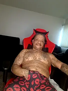 Snapshot of yellowwetfox chatting on 11, 2, 2026 yellowwetfox online show from 11, 2, 2026