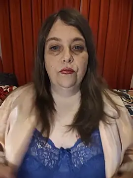 HouseWifeWhore Milf online show from 17, 6, 2026