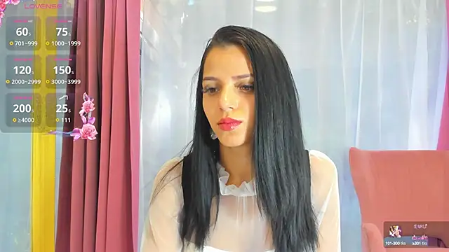 Snapshot of Sarabecker chatting on 10, 10, 2025 Sarabecker online show from 10, 10, 2025