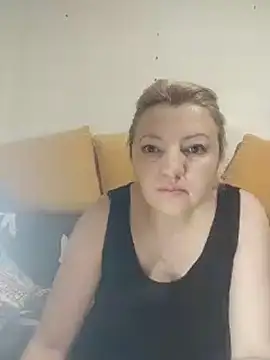 Snapshot of stefanyharper16 chatting on 1, 3, 2025 stefanyharper16 online show from 1, 3, 2025