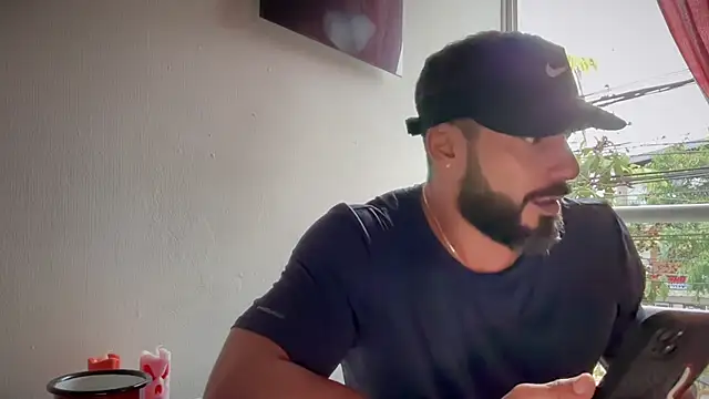 romeolovedark online show from 8, 11, 2025