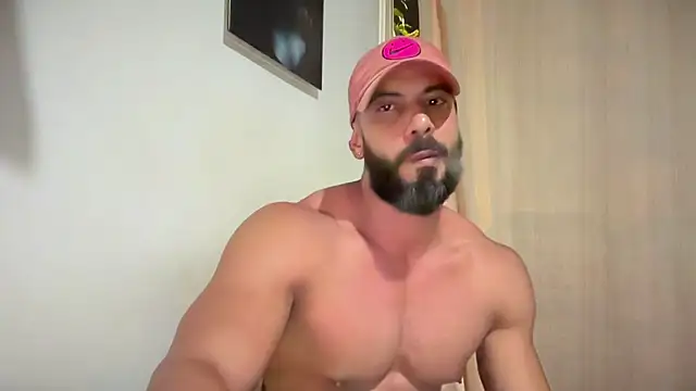 Snapshot of romeolovedark chatting on 4, 5, 2026 romeolovedark online show from 4, 5, 2026