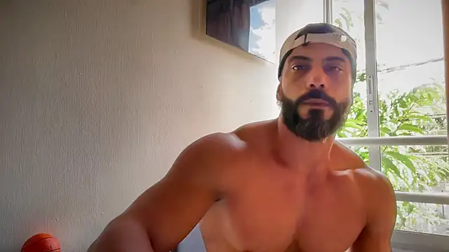 Snapshot of romeolovedark chatting on 4, 5, 2026 romeolovedark online show from 4, 5, 2026