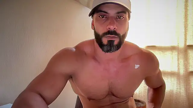 Snapshot of romeolovedark chatting on 19, 5, 2026 romeolovedark online show from 19, 5, 2026