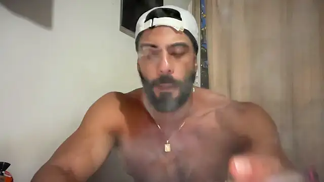 Snapshot of romeolovedark chatting on 21, 5, 2026 romeolovedark online show from 21, 5, 2026
