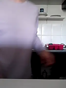 Moi Lina online show from 4, 3, 2026