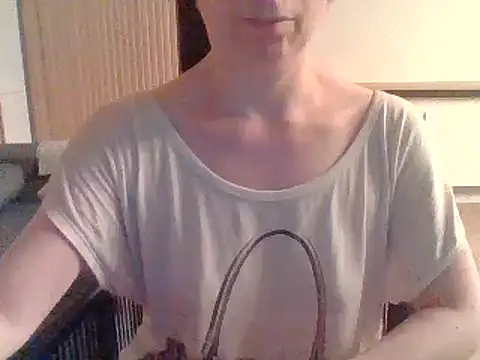 Moi Lina online show from 20, 7, 2026