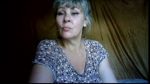 Snapshot of karina_ren_ chatting on 28, 7, 2026 karina ren online show from 28, 7, 2026