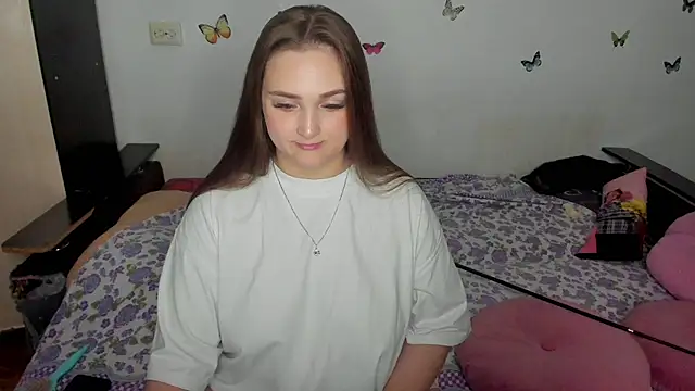 Snapshot of NataliEvans chatting on 9, 7, 2026 NataliEvans online show from 9, 7, 2026