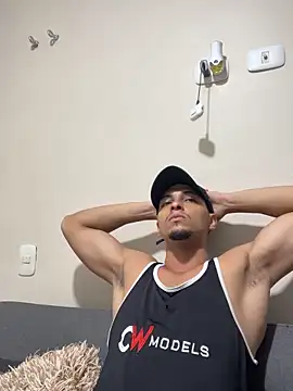 Snapshot of Kris_Khalifa69 chatting on 10, 9, 2025 Kris Khalifa69 online show from 10, 9, 2025