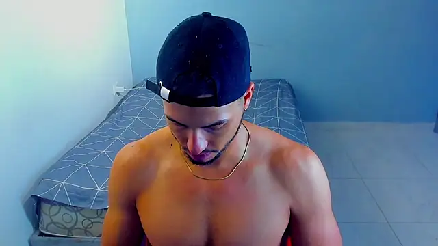 Snapshot of Kris_Khalifa69 chatting on 12, 1, 2026 Kris Khalifa69 online show from 12, 1, 2026