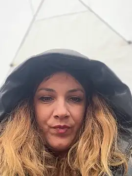 DaisyVibesss online show from 16, 2, 2025