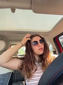 DaisyVibesss online show from 9, 5, 2026