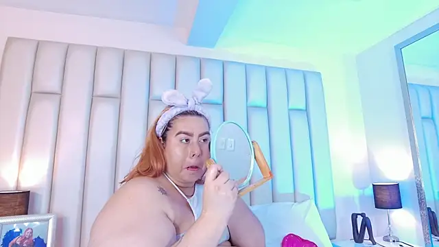 Snapshot of aandreaperez chatting on 9, 2, 2026 aandreaperez online show from 9, 2, 2026