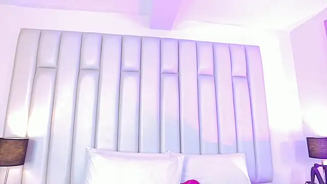 aandreaperez online show from 14, 4, 2026