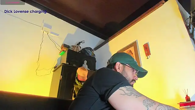 CamiloGray  online show from 11, 11, 2025