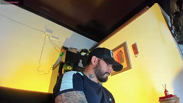 CamiloGray  online show from 2, 12, 2025