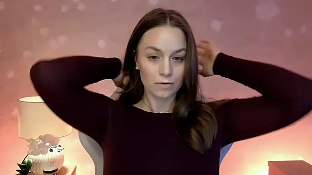 Snapshot of MilaFleur chatting on 5, 6, 2026 MilaFleur online show from 5, 6, 2026