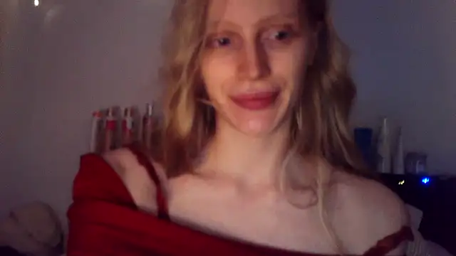 Snapshot of VeronicaJoyful chatting on 7, 12, 2024 VeronicaJoyful online show from 7, 12, 2024