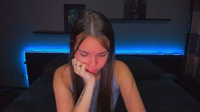 Snapshot of AlexaBarkley chatting on 5, 3, 2026 AlexaBarkley online show from 5, 3, 2026