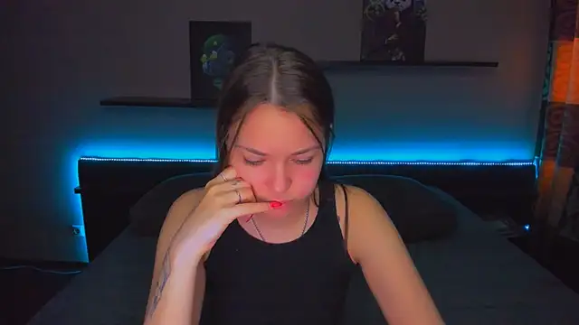 Snapshot of AlexaBarkley chatting on 8, 4, 2026 AlexaBarkley online show from 8, 4, 2026