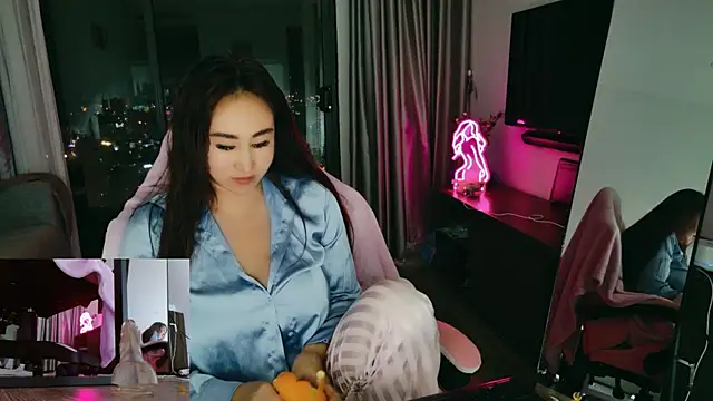 AsianQueens online show from 21, 12, 2025