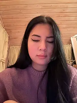 clairewntr online show from 2, 1, 2025