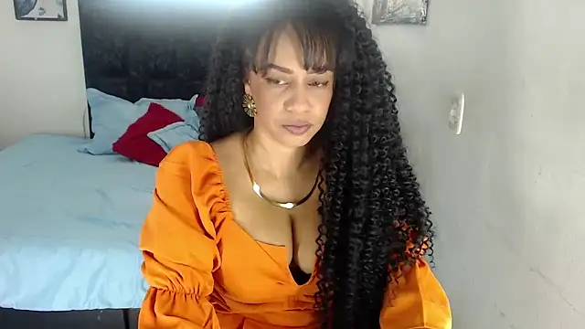 Snapshot of yeli_xxx chatting on 25, 9, 2025 yeli xxx online show from 25, 9, 2025