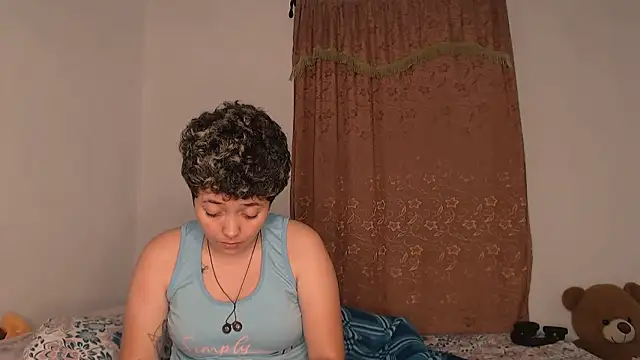 Snapshot of kathy_luisa chatting on 10, 6, 2026 kathy luisa online show from 10, 6, 2026