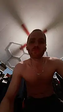 Cloudd Kingg Iceyyy online show from 25, 5, 2026