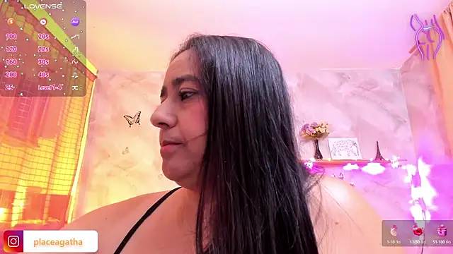 Snapshot of agathaxxx-69 chatting on 30, 9, 2025 agathaxxx-69 online show from 30, 9, 2025