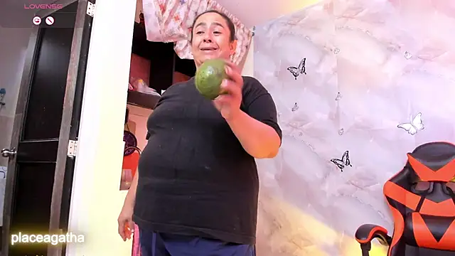 Snapshot of agathaxxx-69 chatting on 10, 10, 2025 agathaxxx-69 online show from 10, 10, 2025