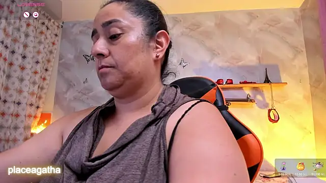 Snapshot of agathaxxx-69 chatting on 16, 10, 2025 agathaxxx-69 online show from 16, 10, 2025