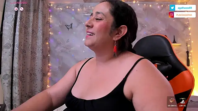 Snapshot of agathaxxx-69 chatting on 3, 12, 2025 agathaxxx-69 online show from 3, 12, 2025