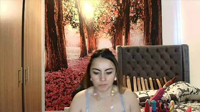 Snapshot of sofia23dirty chatting on 25, 10, 2025 sofia23dirty online show from 25, 10, 2025